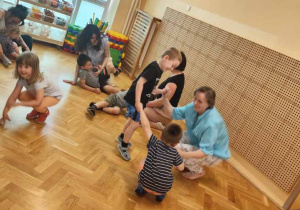 Zajęcia otwarte oparte na Metodzie Ruchu Rozwijającego Weroniki Sherborne.