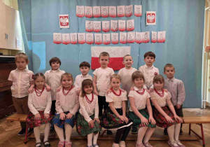 Grupowe zdjęcie grupy Kangurki.