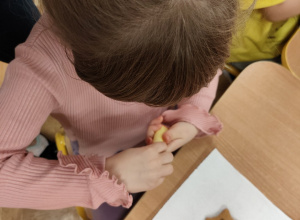 Dekorowanie pierników.